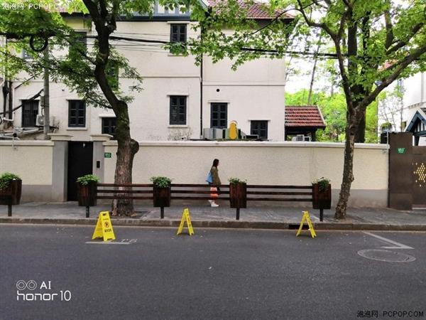 ��ҫ10 GT 8/6GB�Աȣ����ڴ��ܴ������������