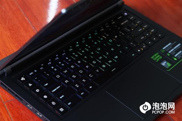 全新升级小米游戏本实测《堡垒之夜》:结果给力