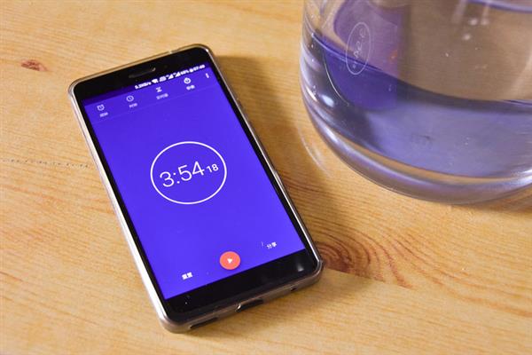 ÿ��һ��Ǯ�Ƚ�����ˮ С���׼���ˮ������