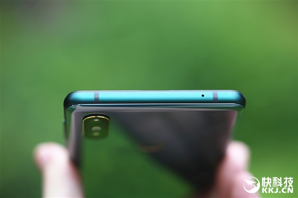 С��MIX 2S���ɫ����ͼ�ͣ���Ȼ��ʯɫ��