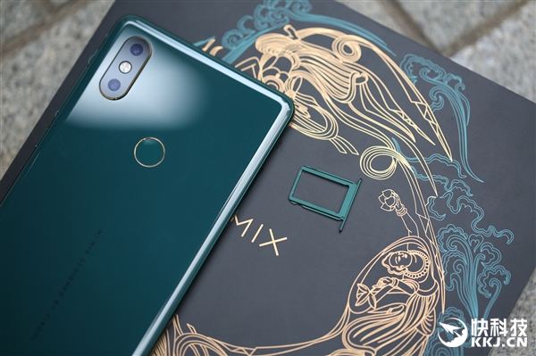 С��MIX 2S���ɫ����ͼ�ͣ���Ȼ��ʯɫ��