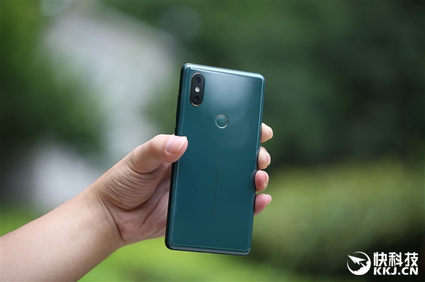 С��MIX 2S���ɫ����ͼ�ͣ���Ȼ��ʯɫ��