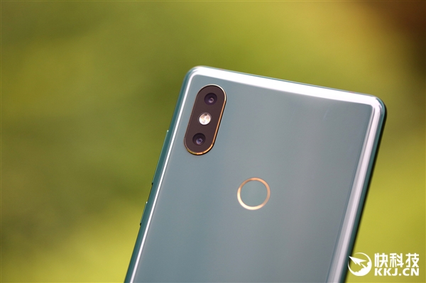 С��MIX 2S���ɫ����ͼ�ͣ���Ȼ��ʯɫ��