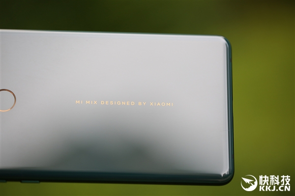 С��MIX 2S���ɫ����ͼ�ͣ���Ȼ��ʯɫ��