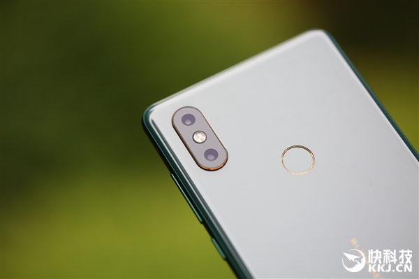 С��MIX 2S���ɫ����ͼ�ͣ���Ȼ��ʯɫ��