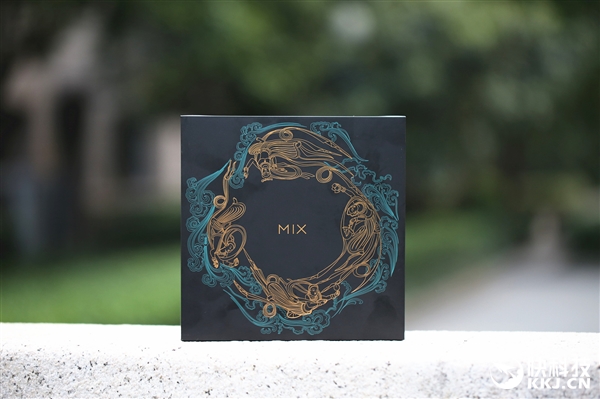 С��MIX 2S���ɫ����ͼ�ͣ���Ȼ��ʯɫ��