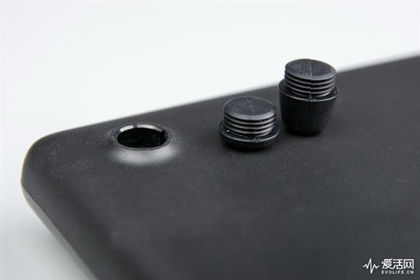 С����Ϸ�������ã������˵ĵ�һ��RGBֵ��ֵ229Ԫ��