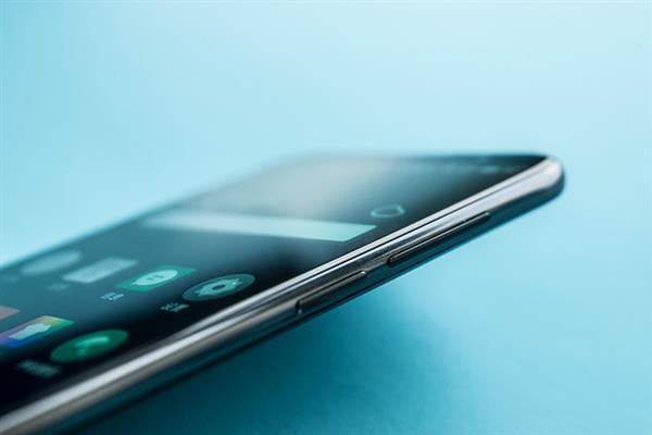 魅族16th上手:骁龙845性能大满足 无短板真旗舰