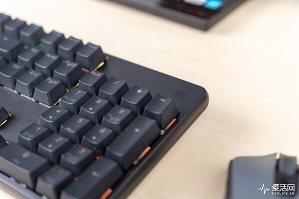 С����Ϸ�������ã������˵ĵ�һ��RGBֵ��ֵ229Ԫ��