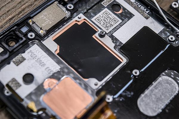 2698Ԫ��ֵ������16th��Ȳ�⣺ͭ��ɢ��+˫���п�