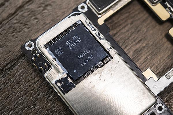 2698Ԫ��ֵ������16th��Ȳ�⣺ͭ��ɢ��+˫���п�