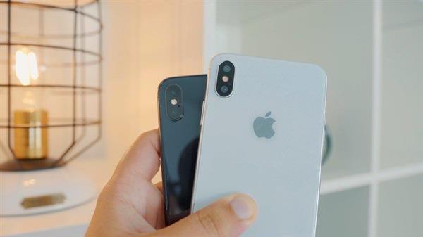 6.1/6.5Ӣ��iPhone��ģ���֣���ǰ����һ��