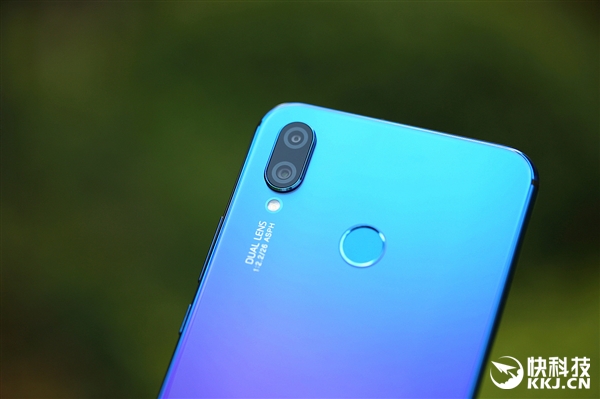 �׷�12nm����710����Ϊnova 3iͼ�ͣ�������