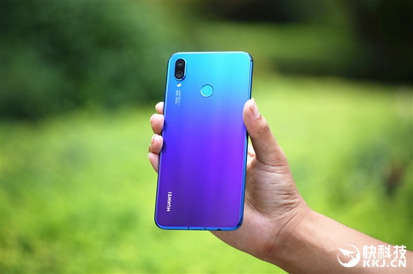 �׷�12nm����710����Ϊnova 3iͼ�ͣ�������