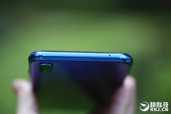 �׷�12nm����710����Ϊnova 3iͼ�ͣ�������