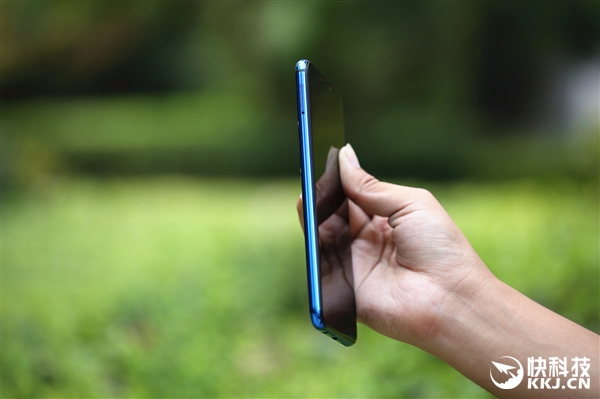 �׷�12nm����710����Ϊnova 3iͼ�ͣ�������