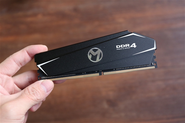 �г���ǧ����Ԫ��DRAM�ڴ��ICоƬ��ģ����֧