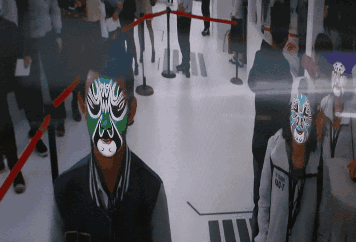 ��Ѷ���˸��������ӡ� ���Ժ͡�������ҫ����ɫ����