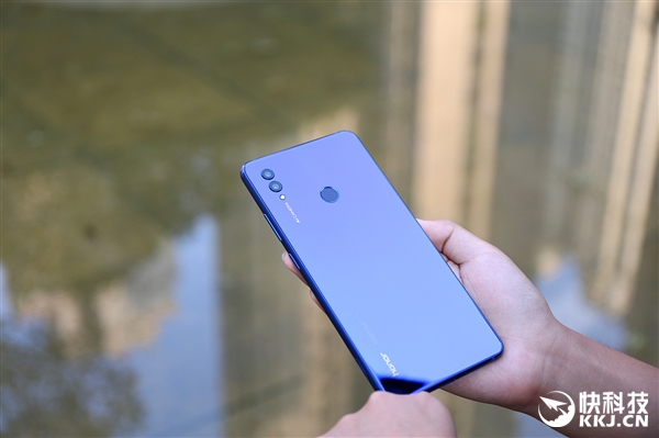 ����˫Turbo����+Һ��ɢ�� ��ҫNote 10ͼ��