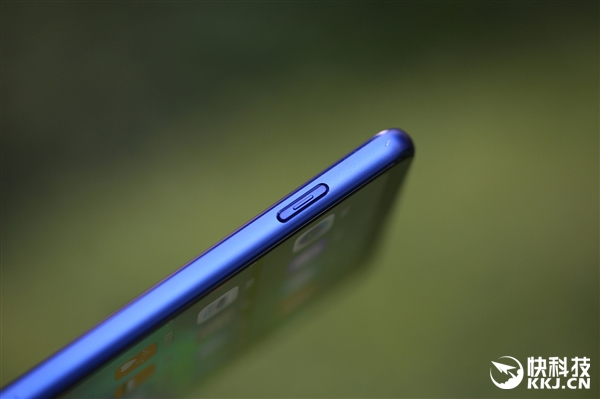 ����˫Turbo����+Һ��ɢ�� ��ҫNote 10ͼ��