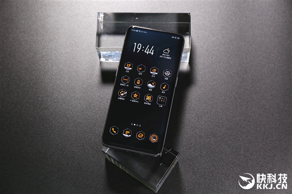 9999ԪOPPO Find XῪ䣺̼ά