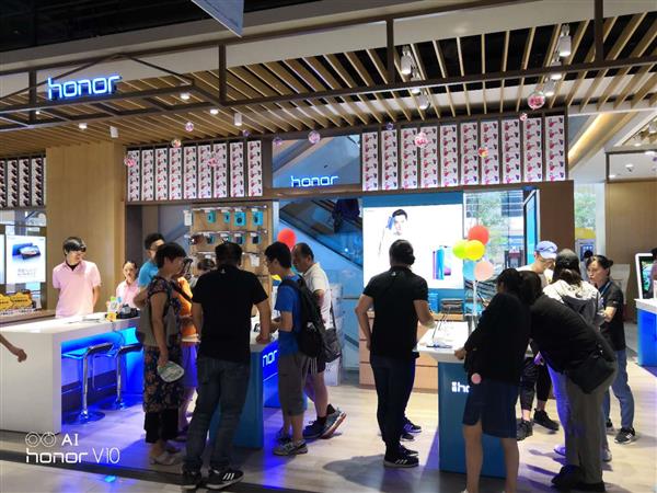 ������ˡ������ӳ֣���ҫ�ֻ���818����/��è/�������ڡ��ո����