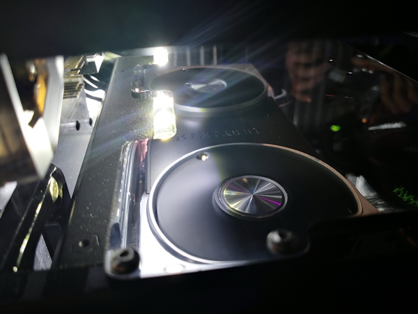 �����״�˫���ȣ�NVIDIA RTX 2080 Ti�ֳ�ͼ��