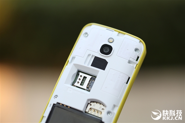 22���������ŵ����8110 4G���̰濪��ͼ��