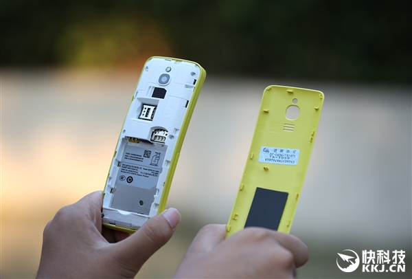 22���������ŵ����8110 4G���̰濪��ͼ��