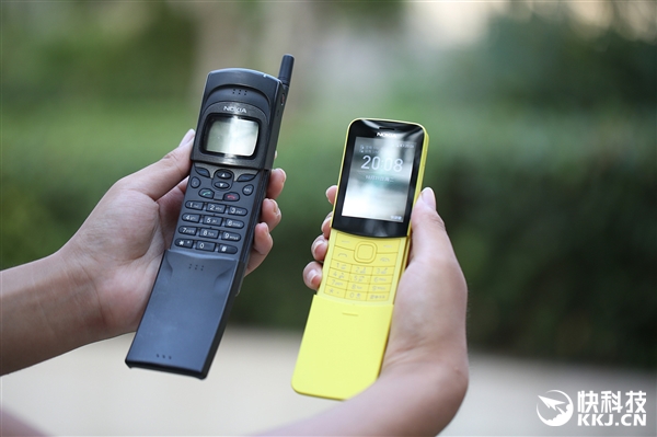 22���������ŵ����8110 4G���̰濪��ͼ��