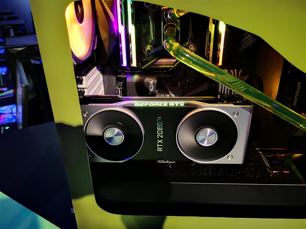 �����״�˫���ȣ�NVIDIA RTX 2080 Ti�ֳ�ͼ��