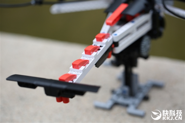 ���û�ľ������е���䣺�ɸ�ԭ��䶯���ṹ