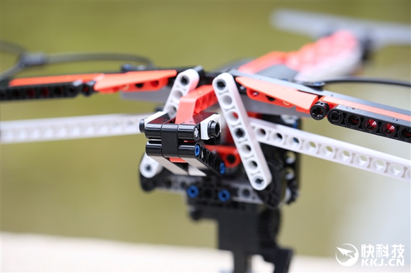 ���û�ľ������е���䣺�ɸ�ԭ��䶯���ṹ