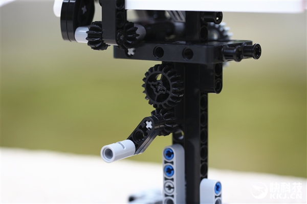 ���û�ľ������е���䣺�ɸ�ԭ��䶯���ṹ