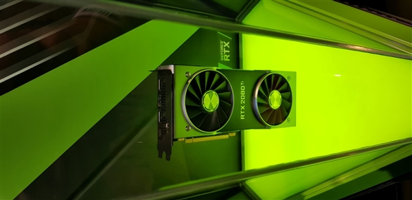 ��ý��RTX 2080 Tiʵ��4K���߻�3A��Ϸ ֡����100FPS