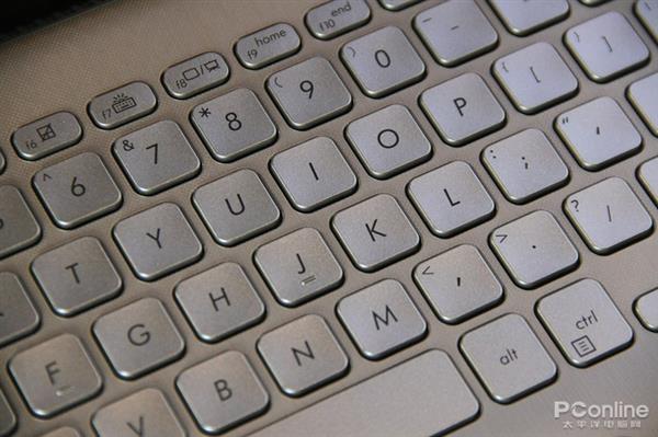 满血版MX150加持 华硕轻薄本灵耀S2上手