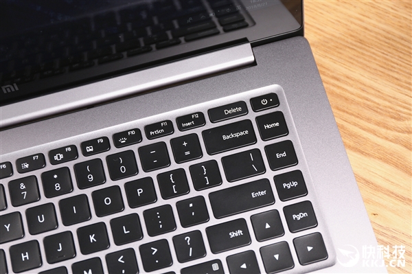 ��������72% С�ױʼǱ�Pro GTX�濪��ͼ��