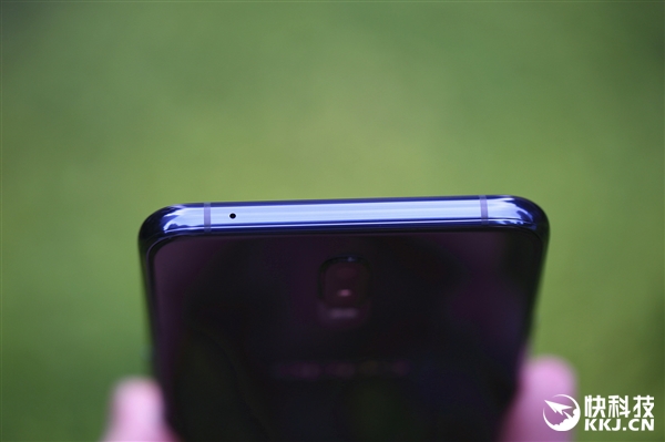 OPPO R17�׷�����ͼ�ͣ�ˮ������������