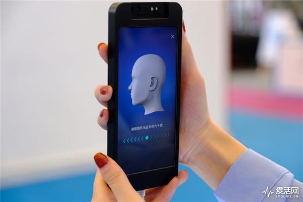 2018年中安卓旗舰手机横评:再见了性价比