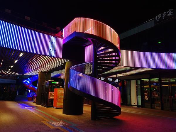 ���Pro 2S���֣�2000Ԫ������ֵ�ý����ѵ��ֻ�