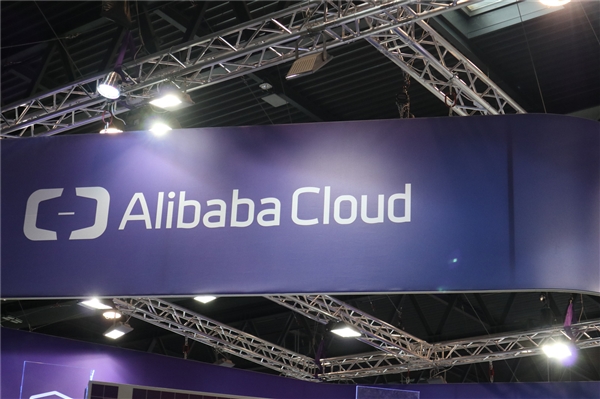 ������IoT������ҵ������ƽ̨������ 3���ڽ���100���豸