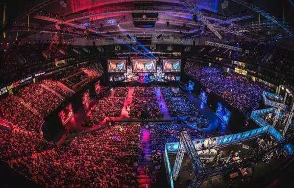 ��ô�����˰ѵ��Ӿ�����������Ϸ��Ϊһ̸��