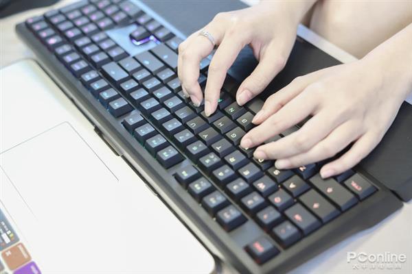 CHERRY MX BOARD 6.0RGB���֣�����RGB�ƹ�Ȼ����