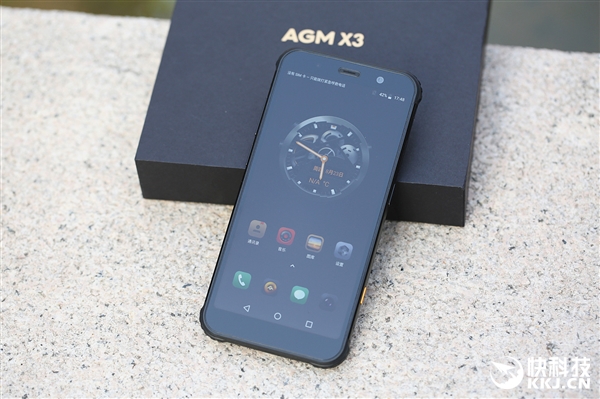 ����-30����£�AGM X3���������ֻ�����ͼ��