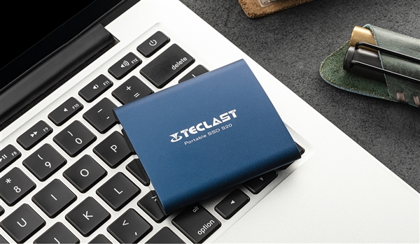 ̨�緢��S20�ƶ�SSD��Type-C�ӿ�/�봫���ļ�