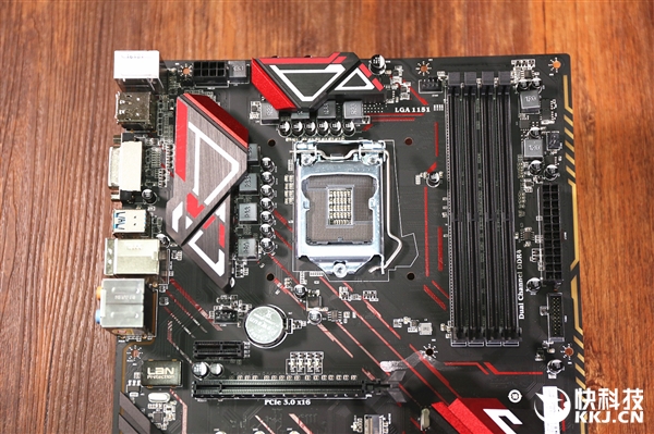 ��ĸ����ɢ��װ�ף��߲ʺ�ս��Z370���忪��ͼ��