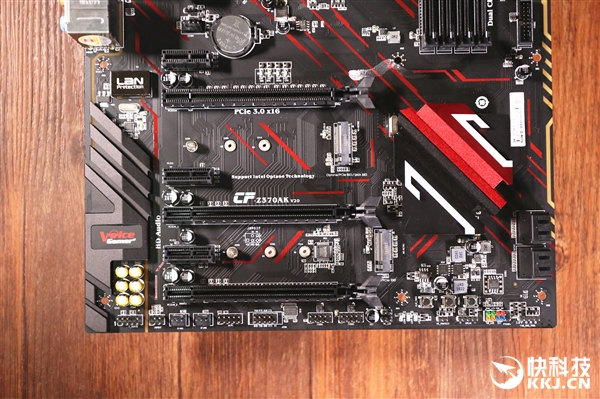 ��ĸ����ɢ��װ�ף��߲ʺ�ս��Z370���忪��ͼ��