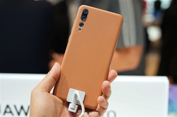 ������������ⱴĸ����ΪP20ȫ�½���ɫ�ֳ�ͼ��