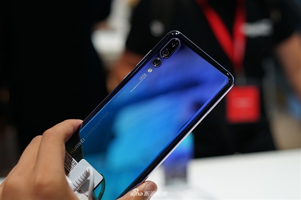 ������������ⱴĸ����ΪP20ȫ�½���ɫ�ֳ�ͼ��