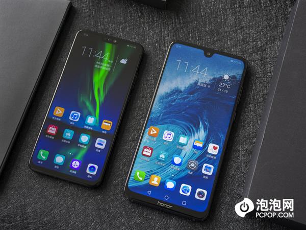 ��ҫ8X Max���֣�5000mAh��ؼӳ� 1499Ԫ��